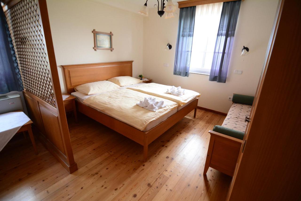 Gostisce Vinski Hram Hotell Ivanjkovci Exteriör bild